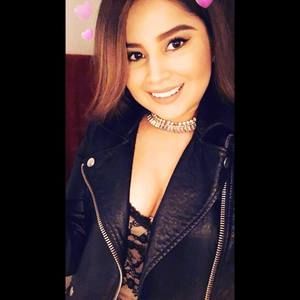 Meet your Posher, Daniela